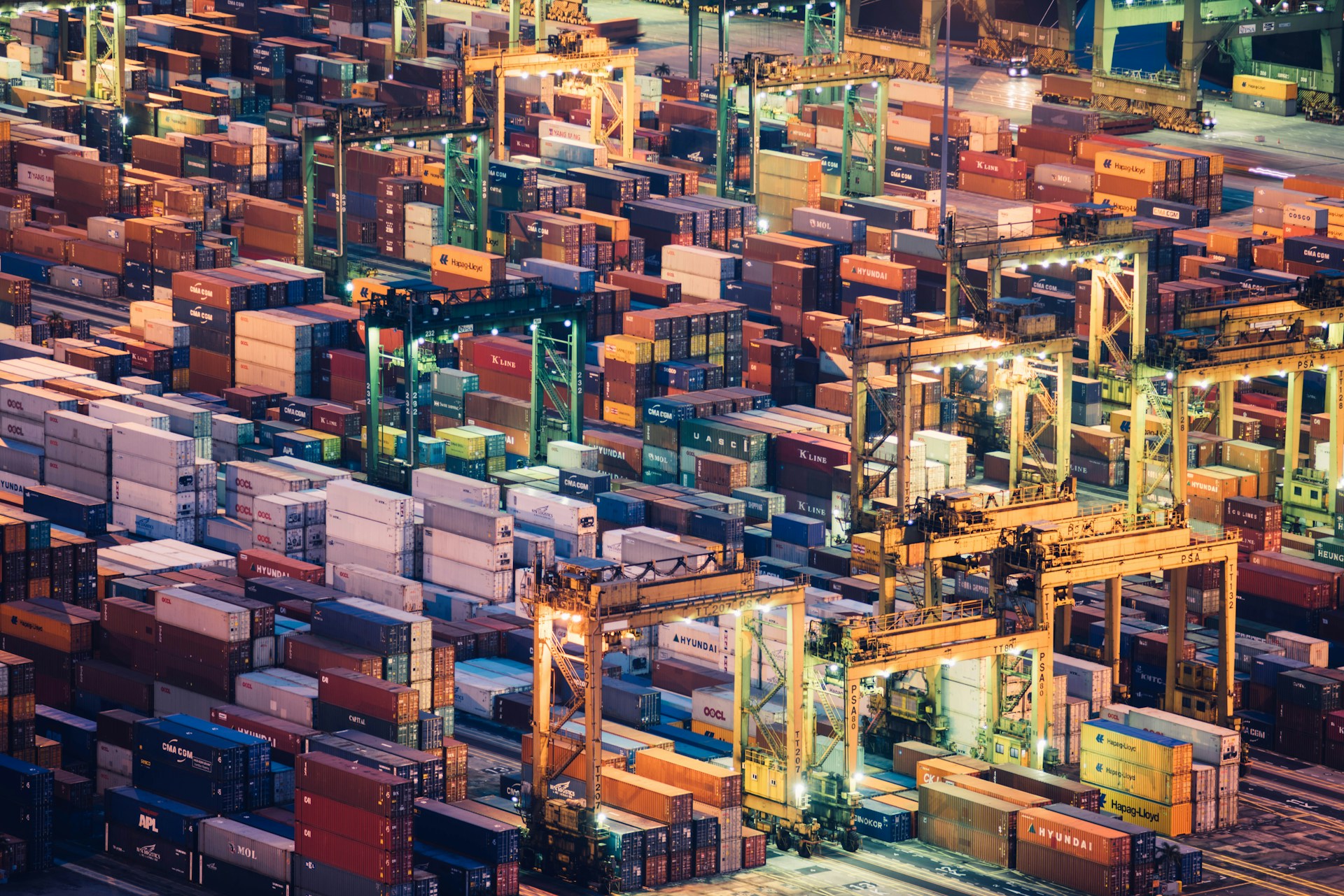 chuttersnap-xewrfLD8emE-unsplash